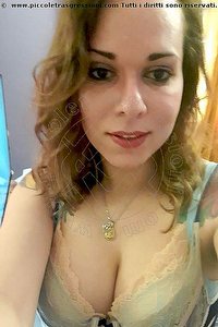 Foto selfie trans Gisela Tavares Cattolica 3278555531