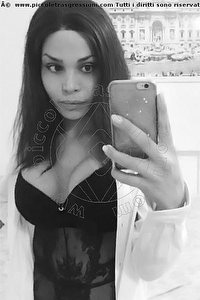 Foto selfie trans escort Ludovica Roma 3248239894
