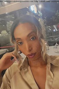 Foto selfie trans escort Naomi Closed Milano 3457713495