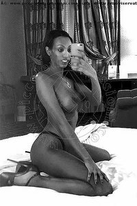 Foto selfie trans escort Naomi Closed Milano 3457713495